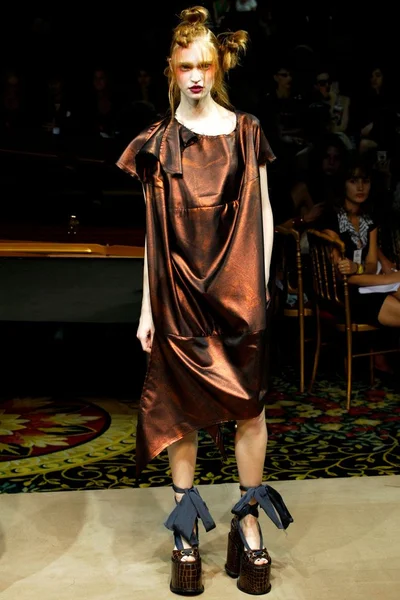 Look 34
